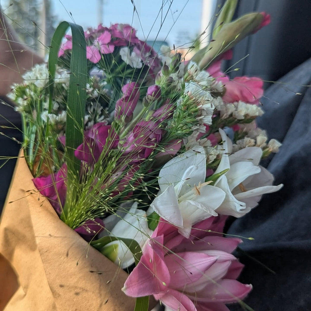 DIY Cut Flower Buckets